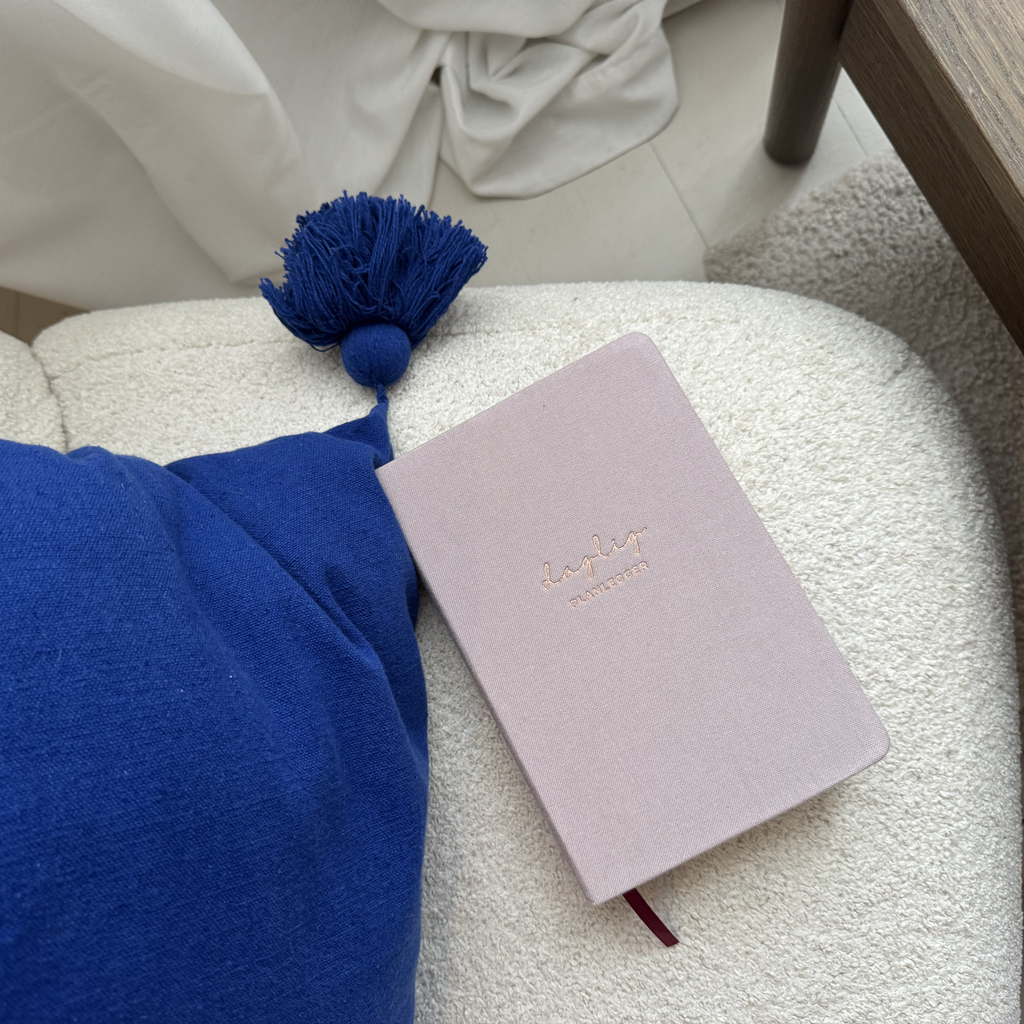 Daglig planlegger l 6 måneder l udatert – dusty pink